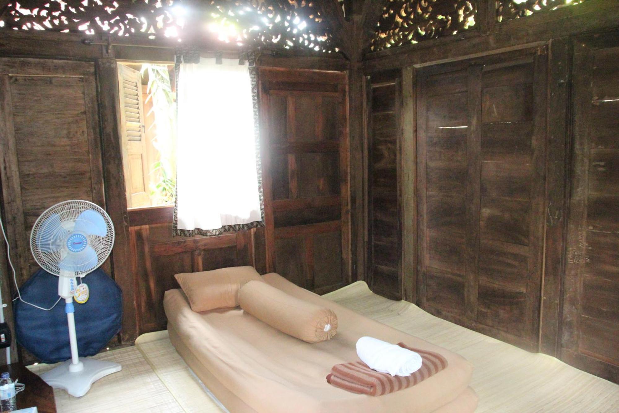 Omah Garengpoeng Guest House Magelang Room photo