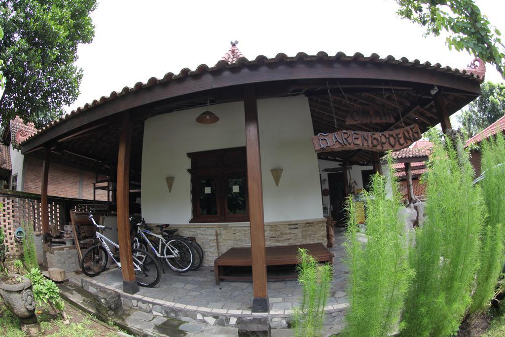 Omah Garengpoeng Guest House Magelang Exterior photo