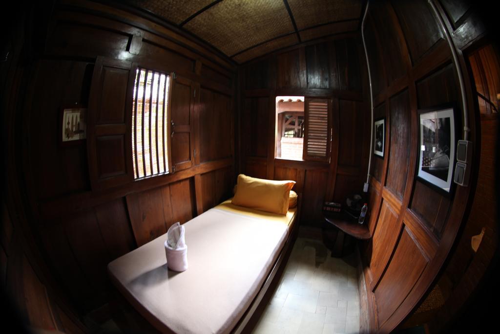 Omah Garengpoeng Guest House Magelang Room photo