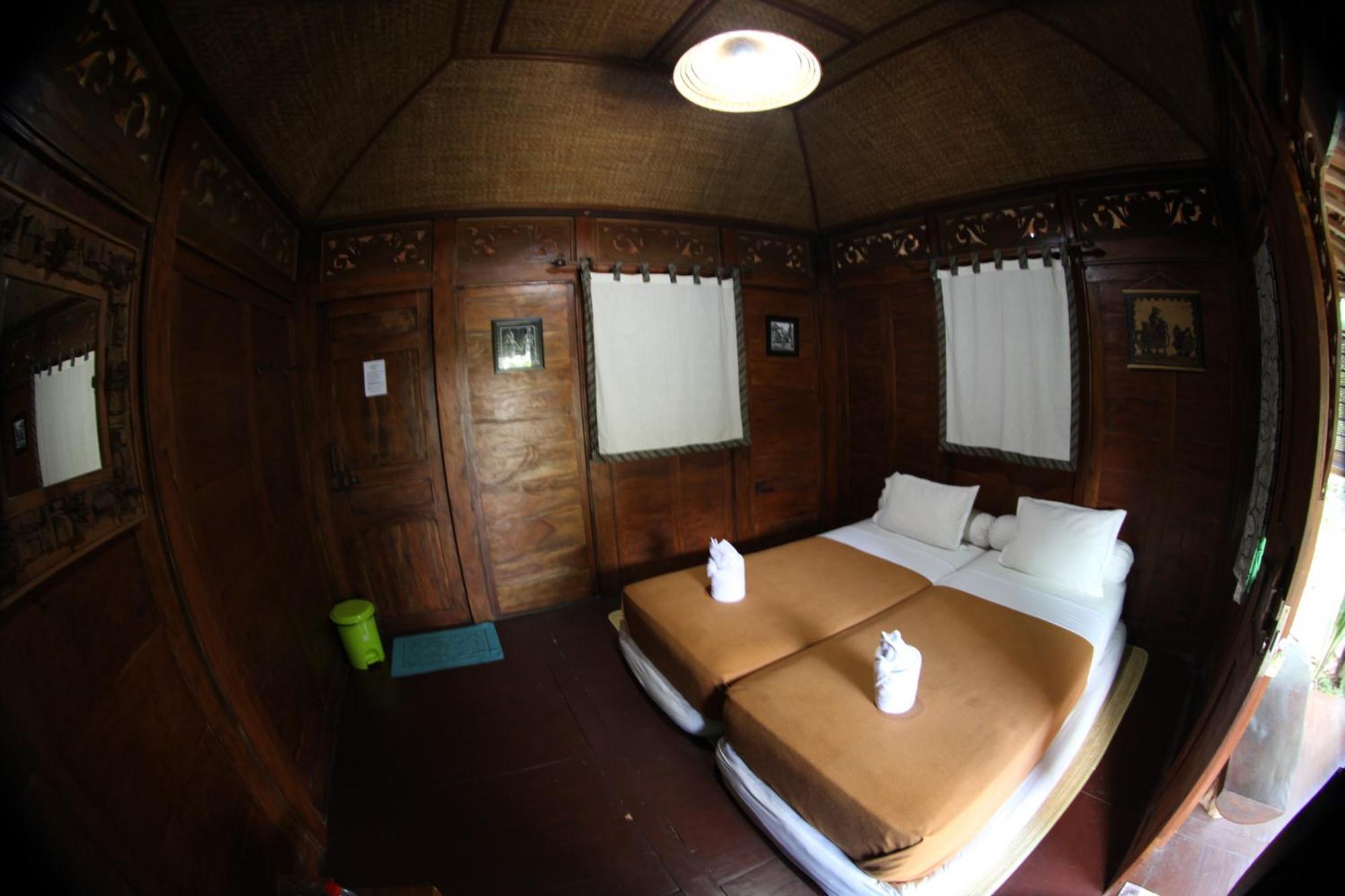 Omah Garengpoeng Guest House Magelang Exterior photo