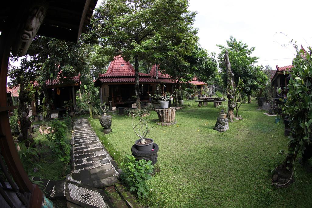 Omah Garengpoeng Guest House Magelang Room photo