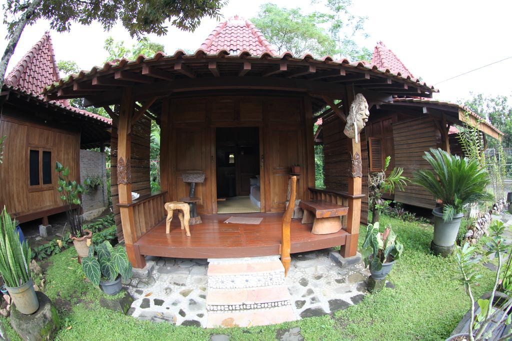 Omah Garengpoeng Guest House Magelang Room photo